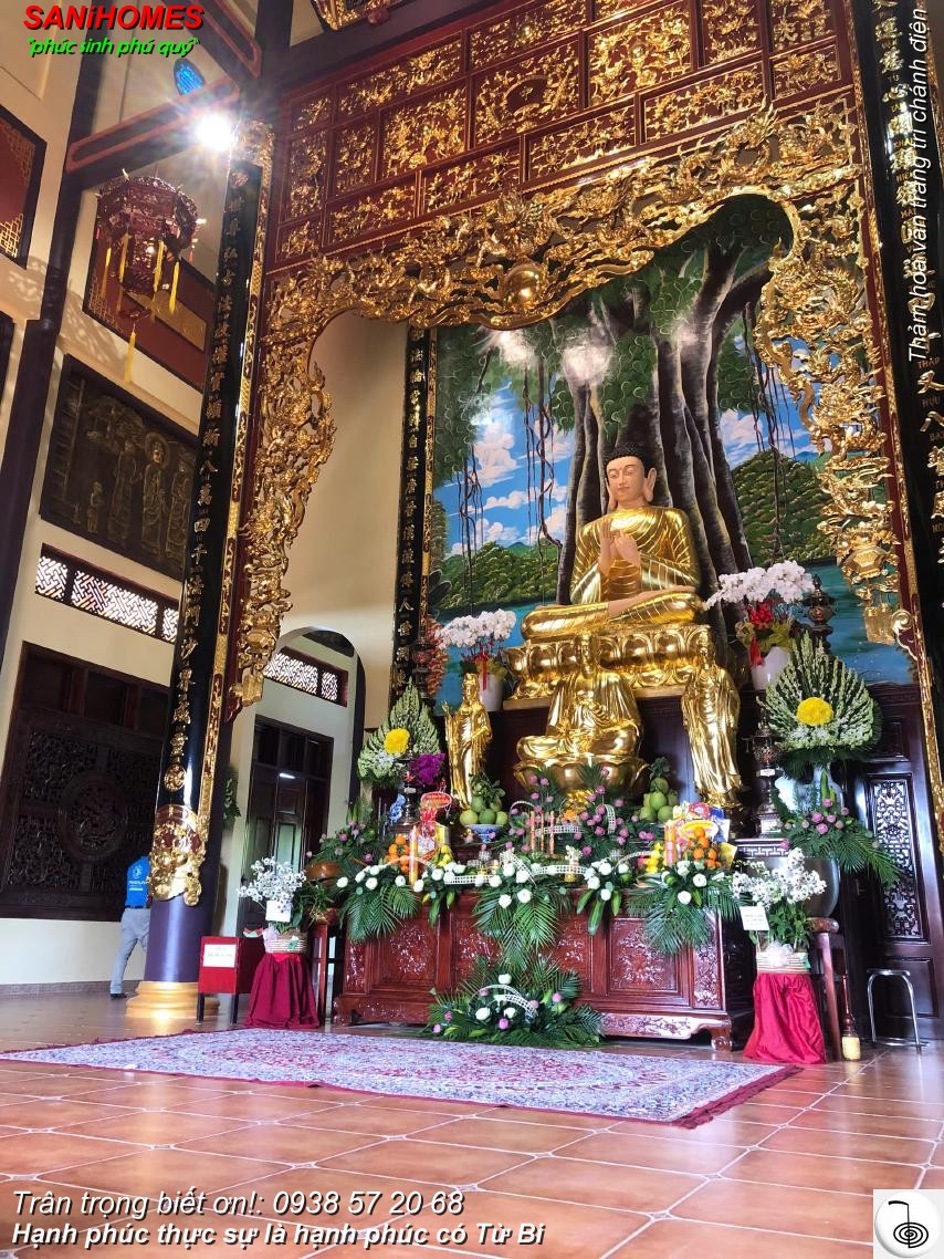 Tấm thảm trang trí chánh điện Chùa Long Ẩn La Ngà Định Quán Đồng Nai